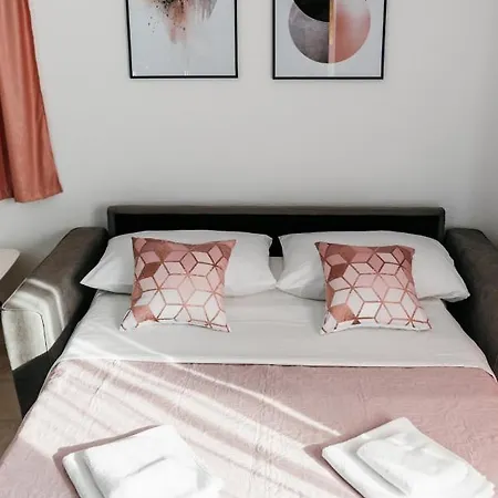 In With Sea View, Balcony, Air Conditioning, Wifi 4252-3