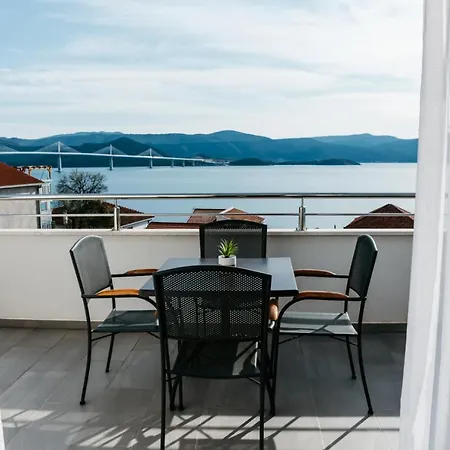 Apartment In With Sea View, Balcony, Air Conditioning, Wifi 4252-3